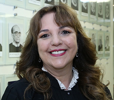 Desembargadora Ana Lúcia Freire dos Anjos