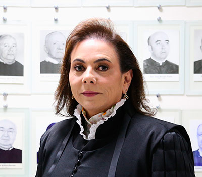 Desembargadora Simone de Oliveira Fraga