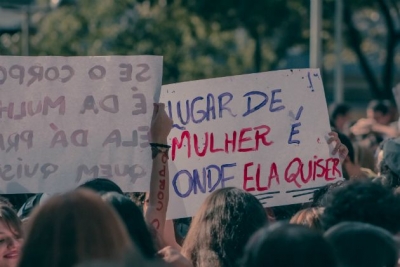 "Viol&ecirc;ncia dom&eacute;stica mata cinco mulheres por hora diariamente em todo o mundo"