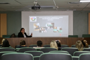 Coordenadoria da Mulher re&uacute;ne deputadas estaduais e institui&ccedil;&otilde;es que integrar&atilde;o a Casa da Mulher