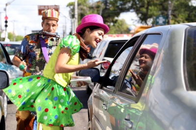 Semana da Paz em Casa: TJSE leva mensagem de n&atilde;o viol&ecirc;ncia contra a mulher para as ruas