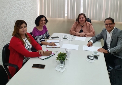 Coordenadoria da Mulher discute oferta de grupos reflexivos para homens autores de viol&ecirc;ncia