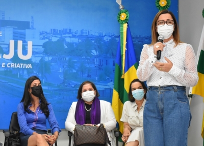 Magistrada prestigia assinatura de Plano de Enfrentamento &agrave; viol&ecirc;ncia contra a mulher