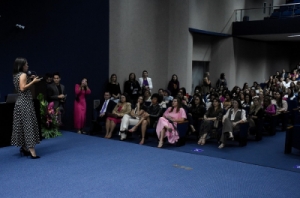 F&oacute;rum Sergipano de Viol&ecirc;ncia Dom&eacute;stica &eacute; aberto com discuss&otilde;es sobre perspectiva de g&ecirc;nero