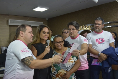 Coordenadoria da Mulher leva informa&ccedil;&otilde;es sobre app SOS Maria da Penha para Maternidade Santa Isabel