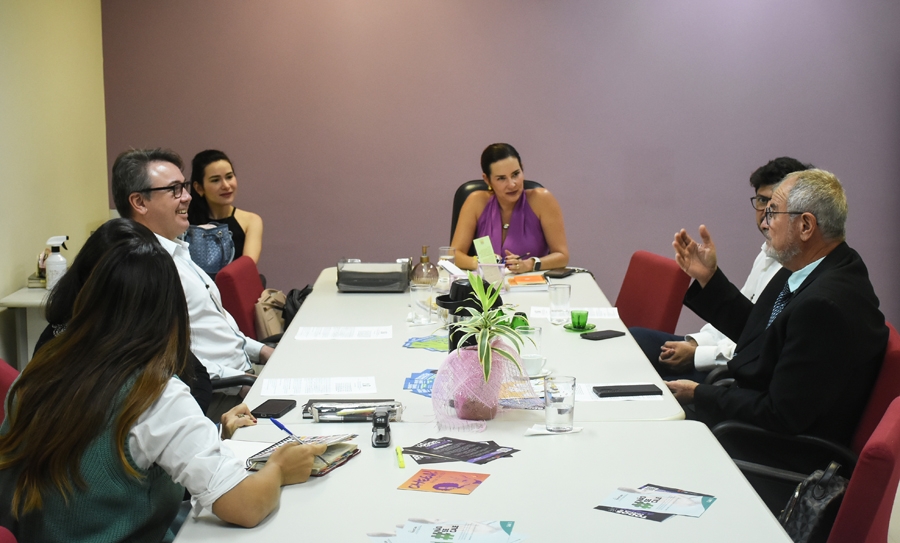 ICoordenadoria da Mulher encaminha acordo para renovação do projeto Reconstruir-SE