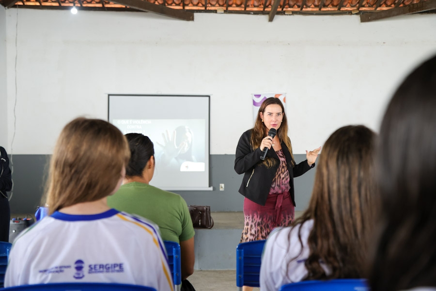 ICoordenadoria da Mulher visita e faz ciclo de palestras na Comarca de Gararu