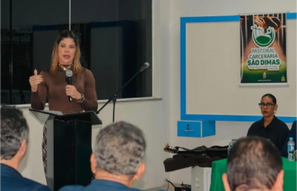 Ju&iacute;za-corregedora do TJSE participa de debate sobre sistema prisional em Est&acirc;ncia